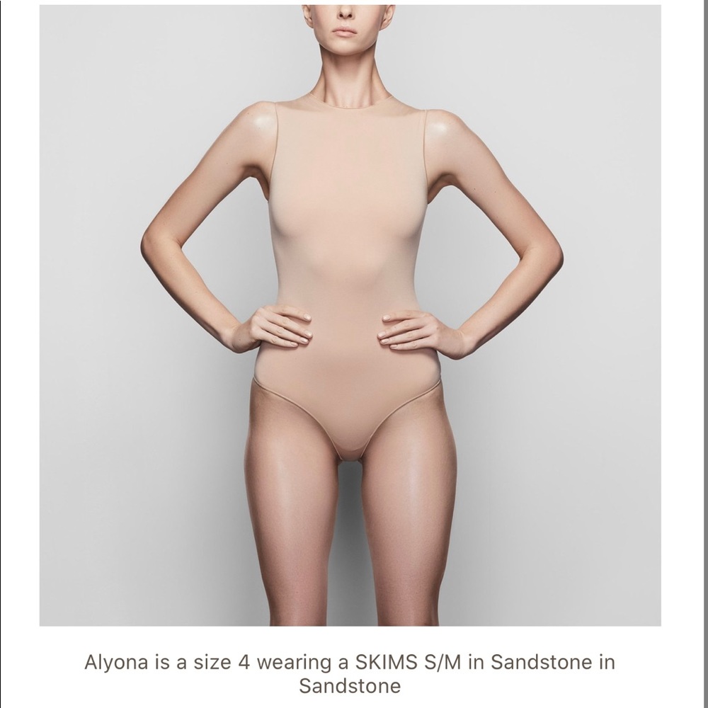 SKIMS Essential Crew Neck Sleeveless Bodysuit